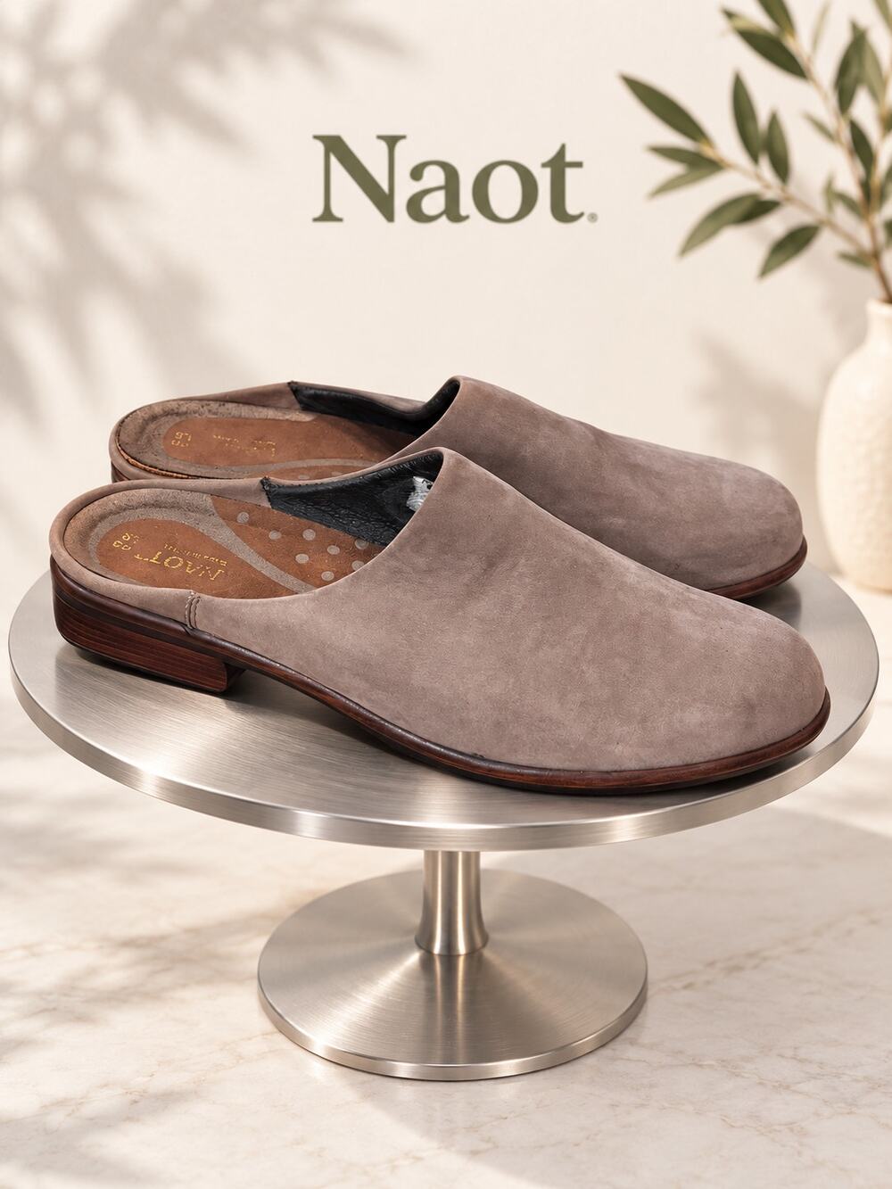 Naot Lodos Shiitake Nubuck Mule Clogs Women’s US 9 EU 40